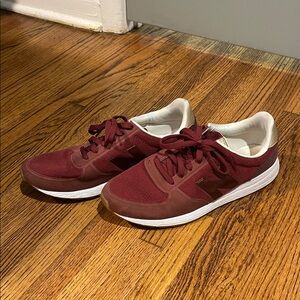 New Balance Women's Burgundy Sneakers